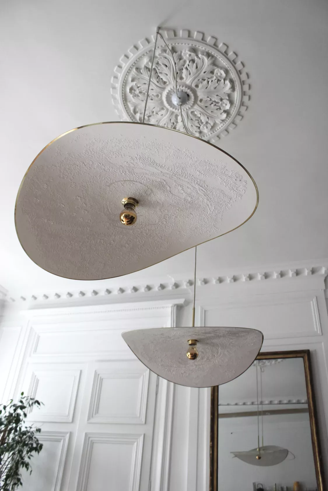 Anne-Charlotte Saliba _ Collection de lampes Ariane _ Lyon.webp