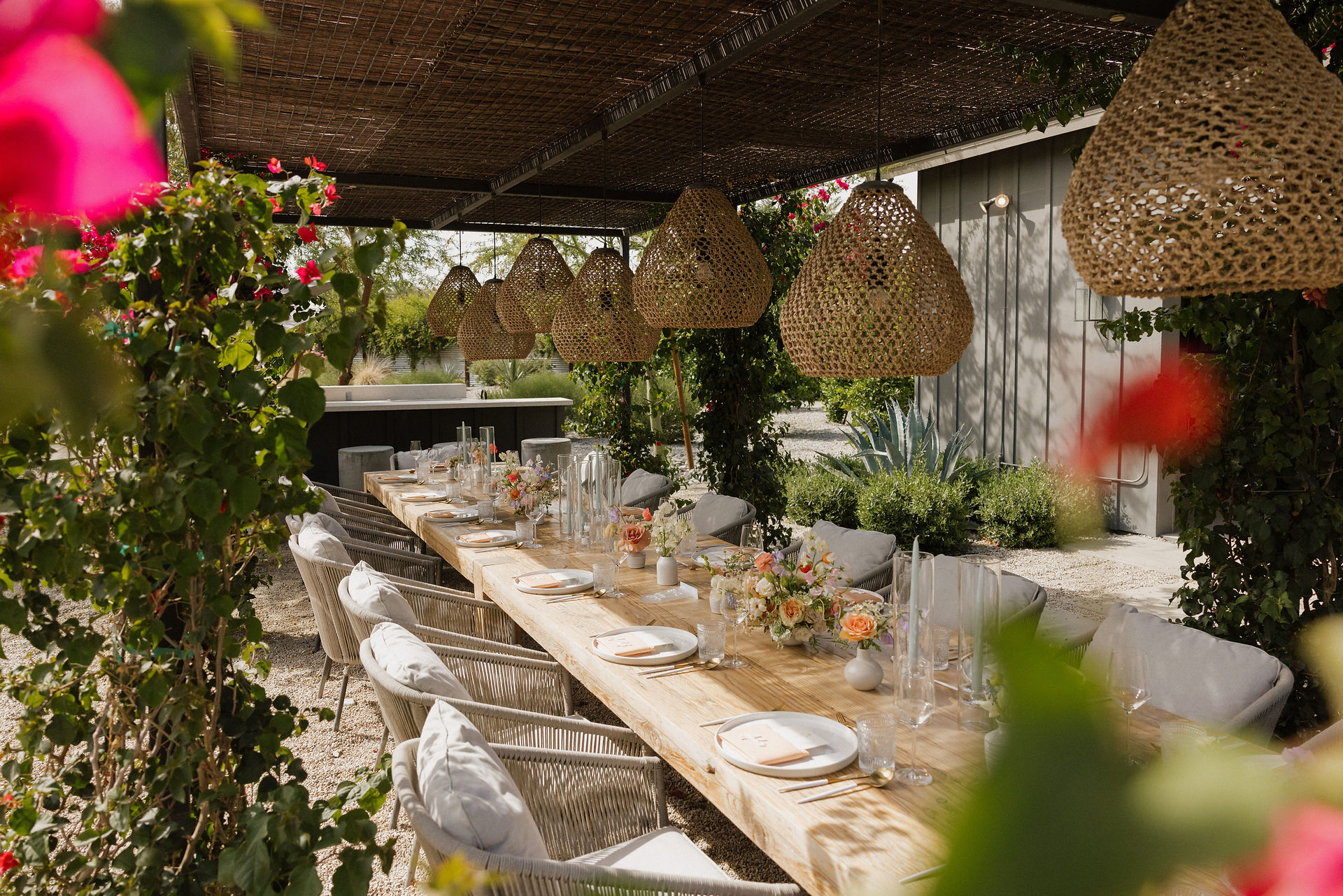 table setup for outdoor spring wedding