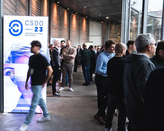 Menschenmenge am des CSDO 23
