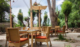 sarai-dining.jpeg