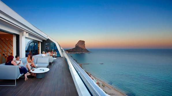Sky Bar Suitopia