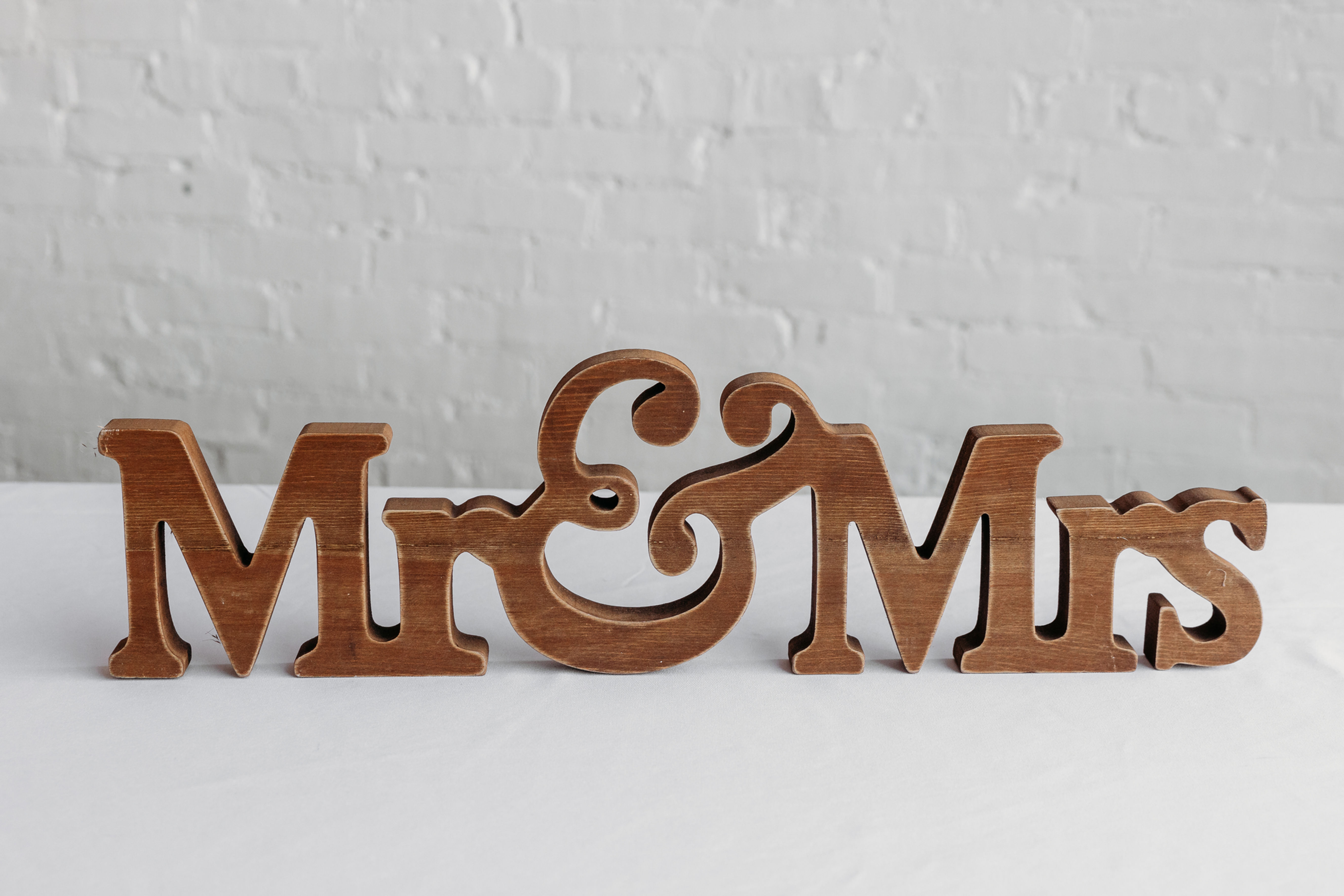 Wood Mr. & Mrs. Sign