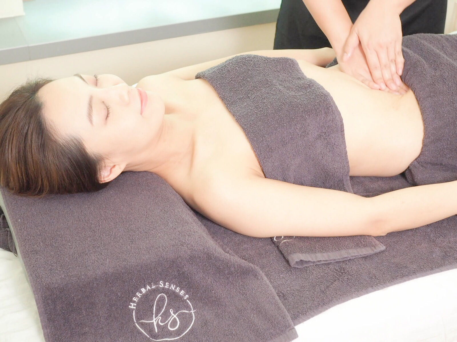 60-minutes Spa Experience with Traditional Belly Binding Treatment
Home Service x 15 sessions - 50% deposit