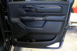 Dodge RAM 1500 Limited-26