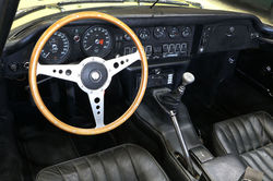 Jaguar type E S2 cab-20
