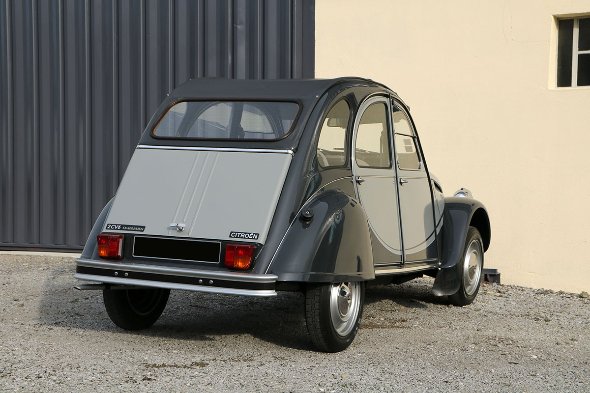 Bavettes pare boue droite et gauche pour CITROËN 2CV Méhari et DYANE - fr