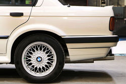 BMW 325ix-60