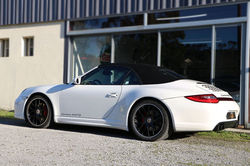 Porsche 997 C4 GTS cab-17