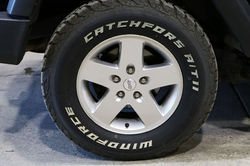 Jeep Wrangler Sport 2.8 CDR 200 JK-32