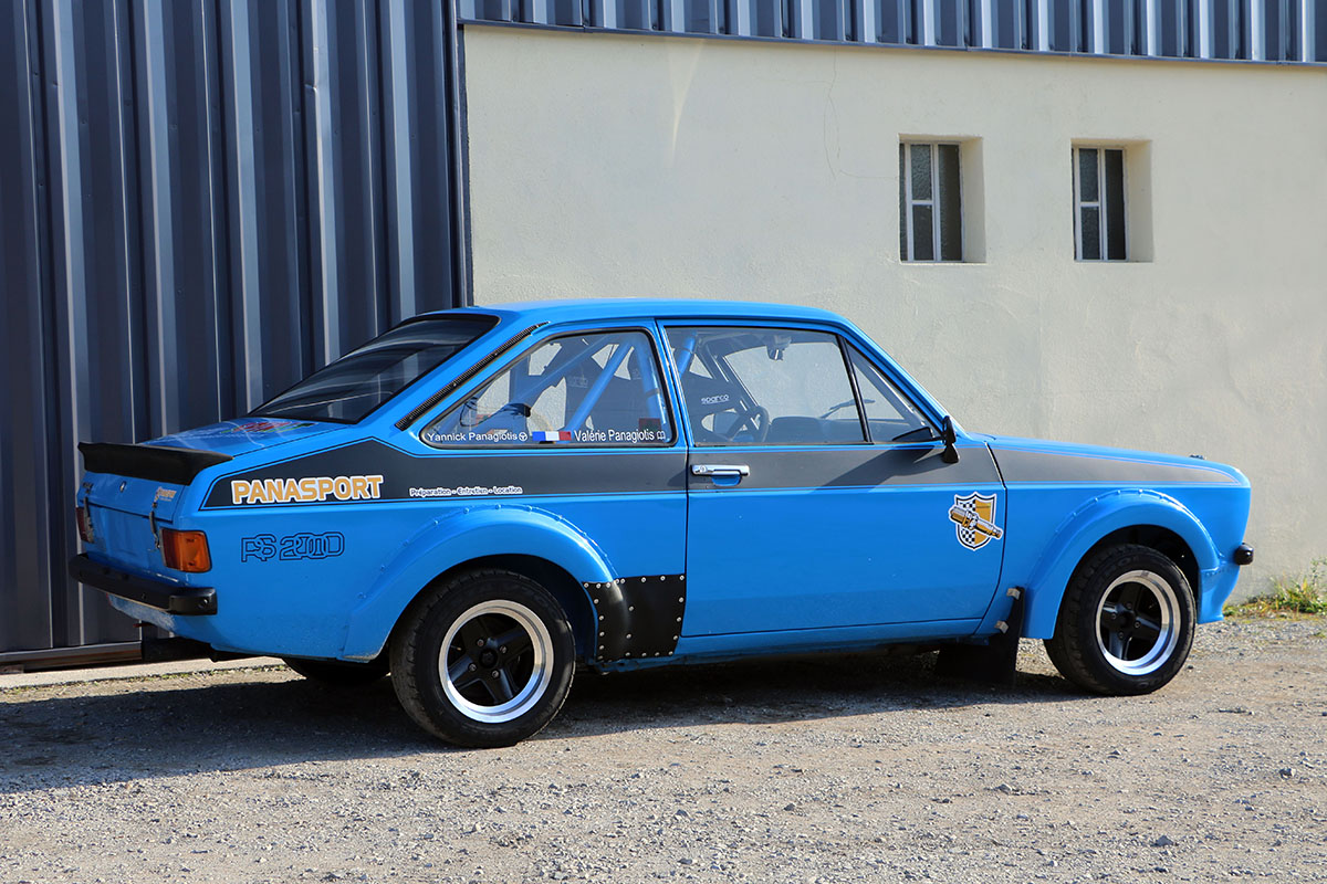 A VENDRE - FORD ESCORT RS2000 GR2