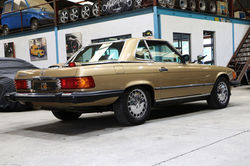 Mercedes 560SL-04