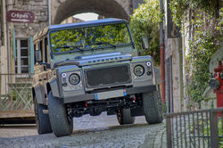 Land Rover Defender perso0-003
