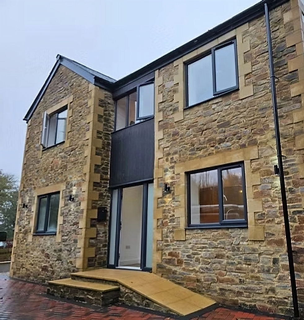 Autumn Gold Stone Slips House Face
