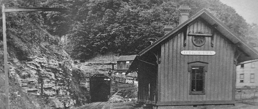 A photo of the Hogback Tunnel, c. June 1903.