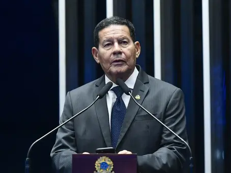 PSOL pede a Moraes a prisão preventiva de Mourão por discurso após operação da PF