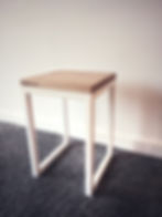 Hocker weiß mit Bauholz