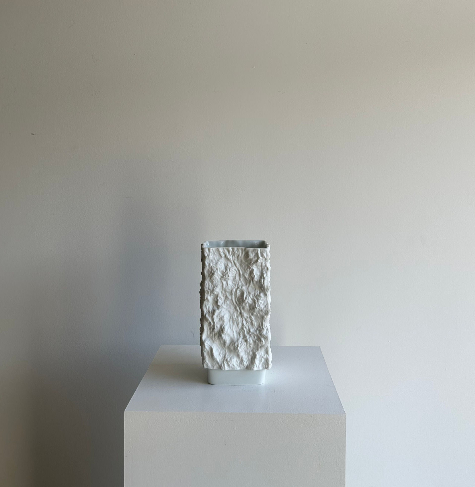 Ceramic vase 'square'