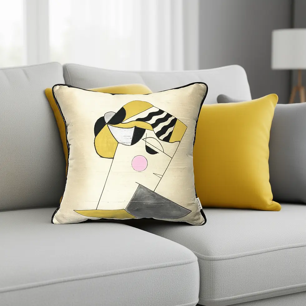 Küçük resim: El Boyaması Soyut Kadın İpek Şantuk Kırlent 50x50cm