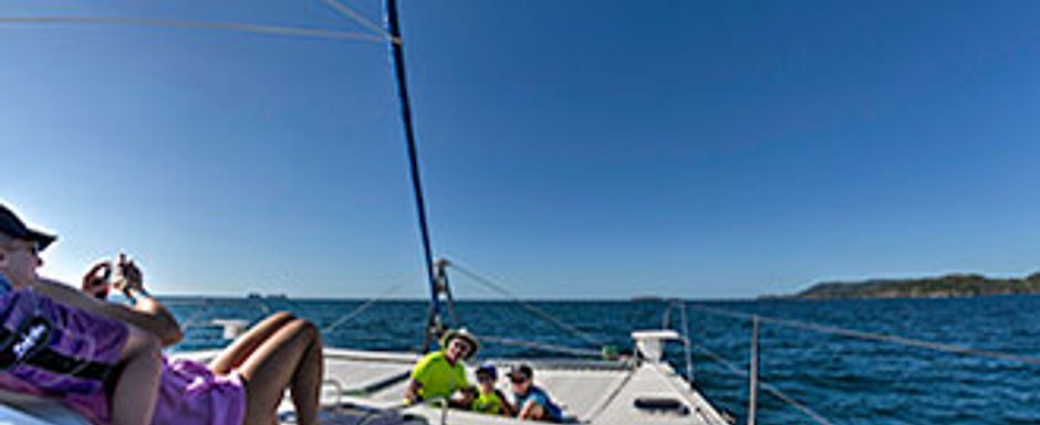 catamaran privado.jpg