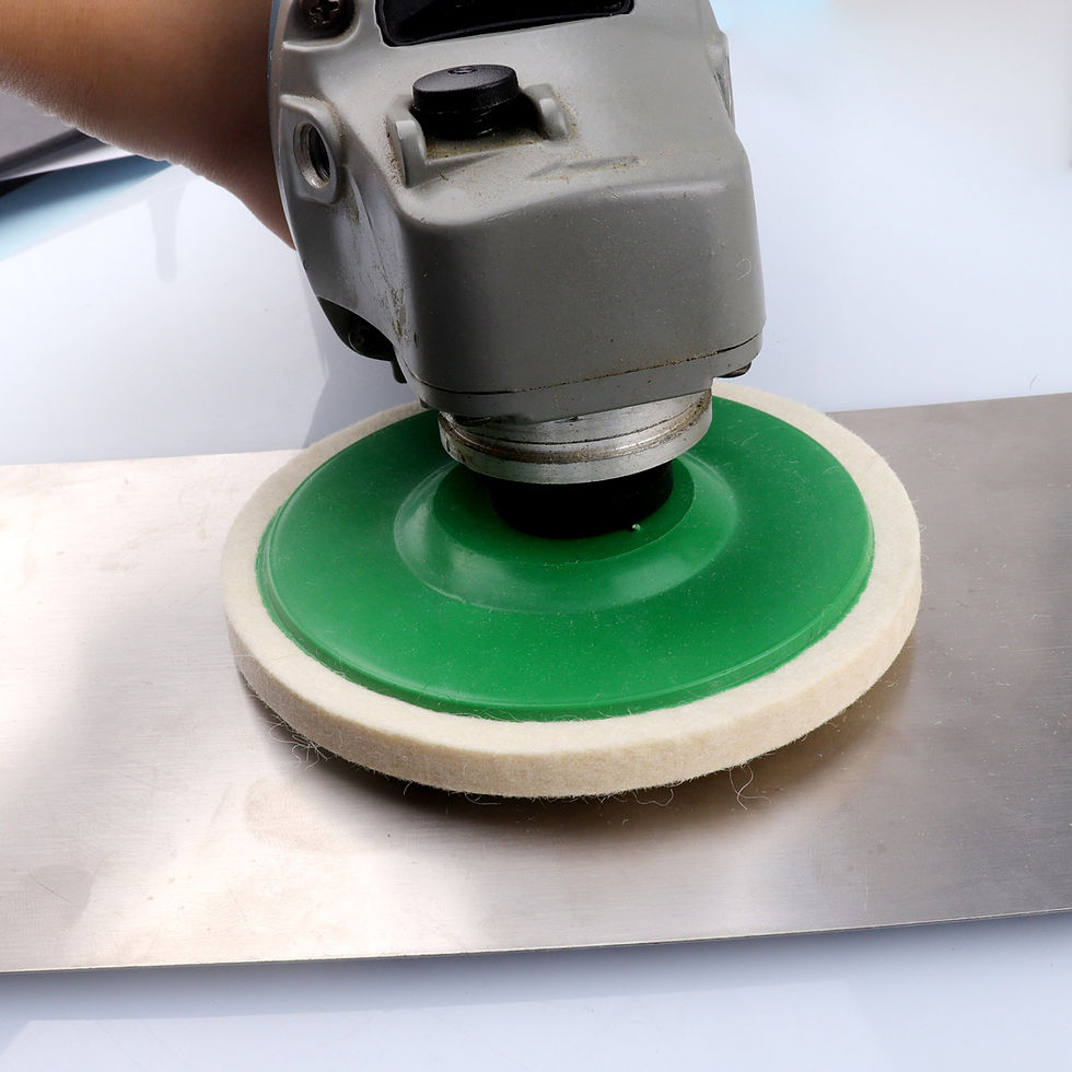 Miniatura: Polishing metal sheet with PRO TOOL BOX grinding wheel