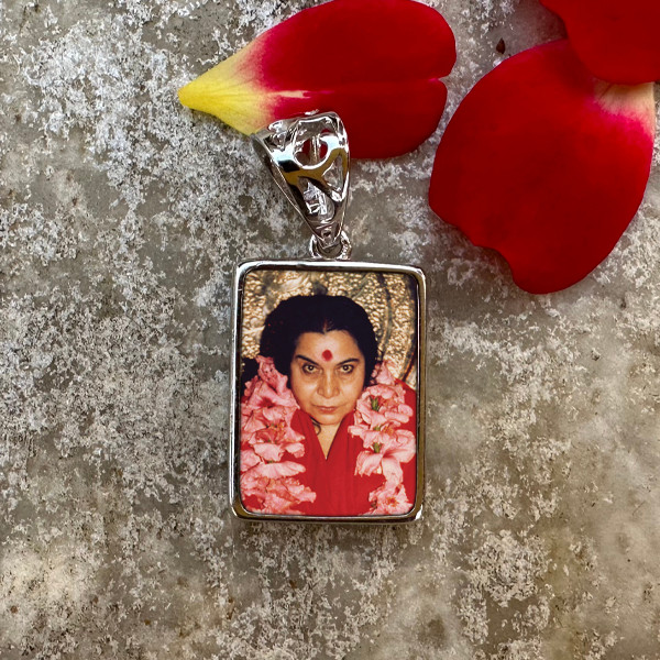Pendant #37