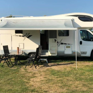 Rolling Retreat - Camper for Hire
