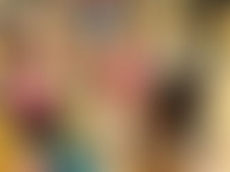 Karnawał szkolny, dzieci bawiące się