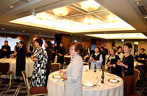 LINE_ALBUM_第70回 日本書学院展・学生書道展 懇親会_241130_112_edited.jpg