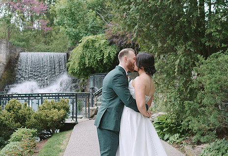 Emma & Bryden newly weds at Ancaster Mill