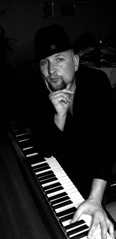 mattpiano1.jpg