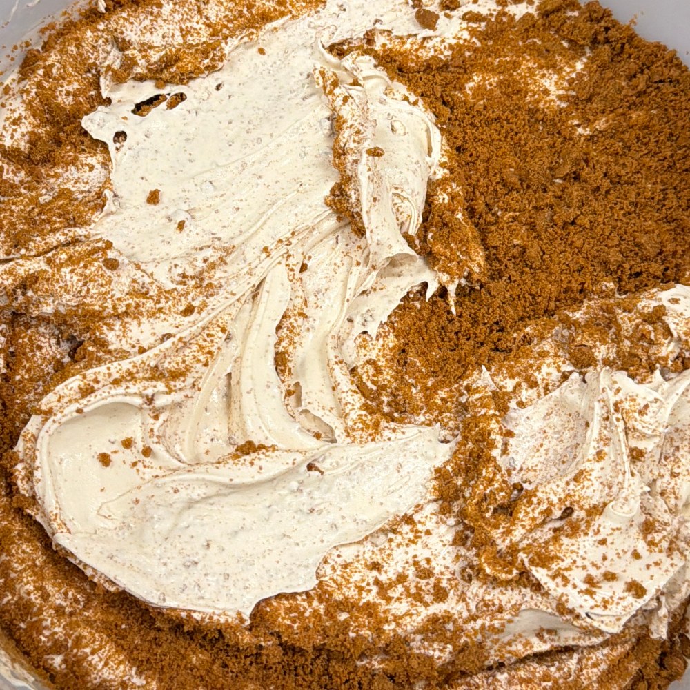 Scoop of Dulce Cookie Butter ice cream from Scoops on Tap