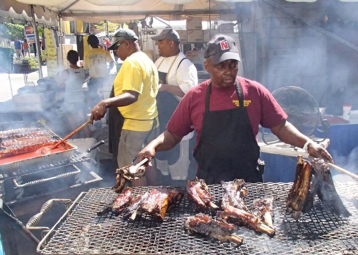 Rib cooking team.