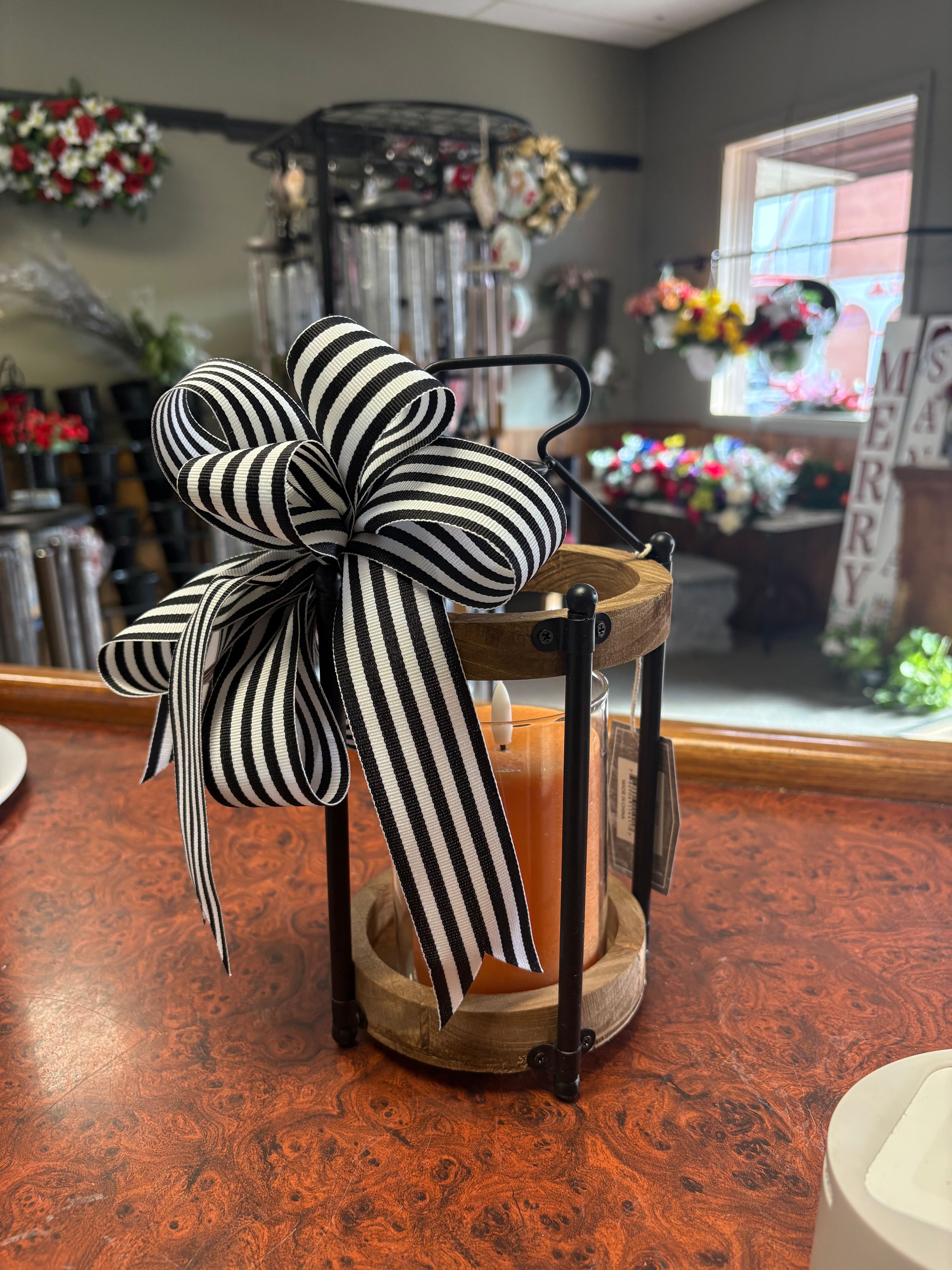 Lantern with LED Timer Candle