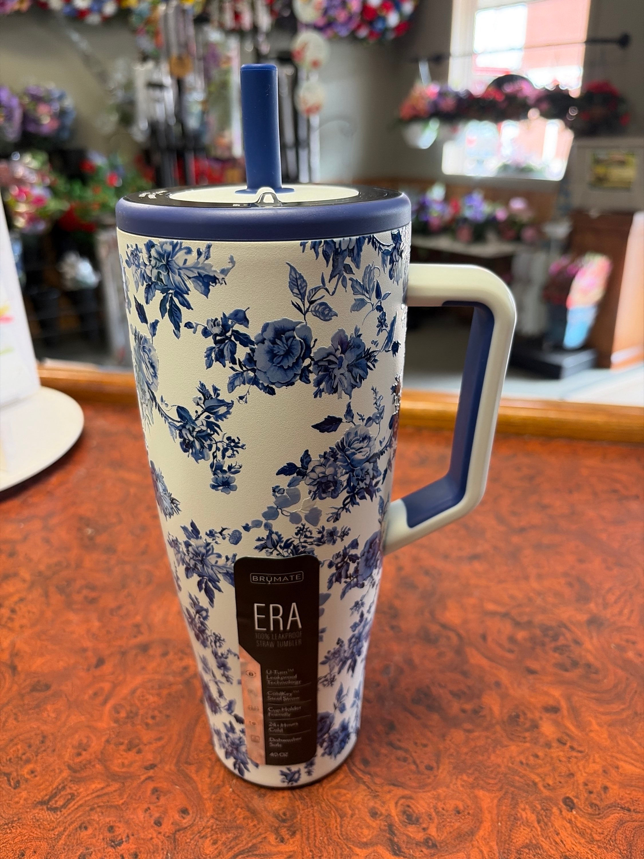 Brumate Era 40oz Blue Floral 