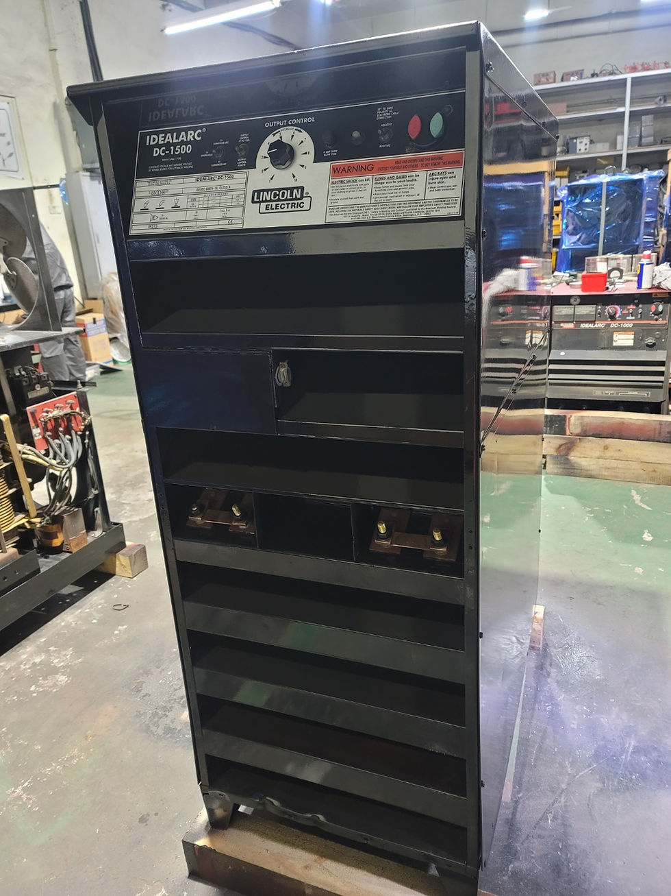 Thumbnail: Lincoln Idealarc® DC- 1500 Multi-Process Welder