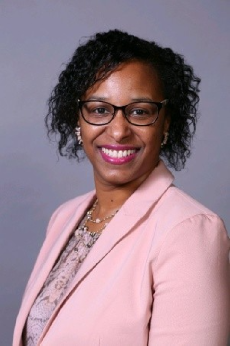 Andrea ASAE Headshot - AI Cropped.png