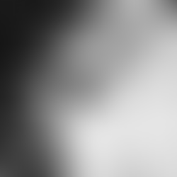 Mariée qui fait un bisou à sa fille - Manon Production - Photographe Metz Jarny Rémilly Saint-Avold Pont-à-Mousson