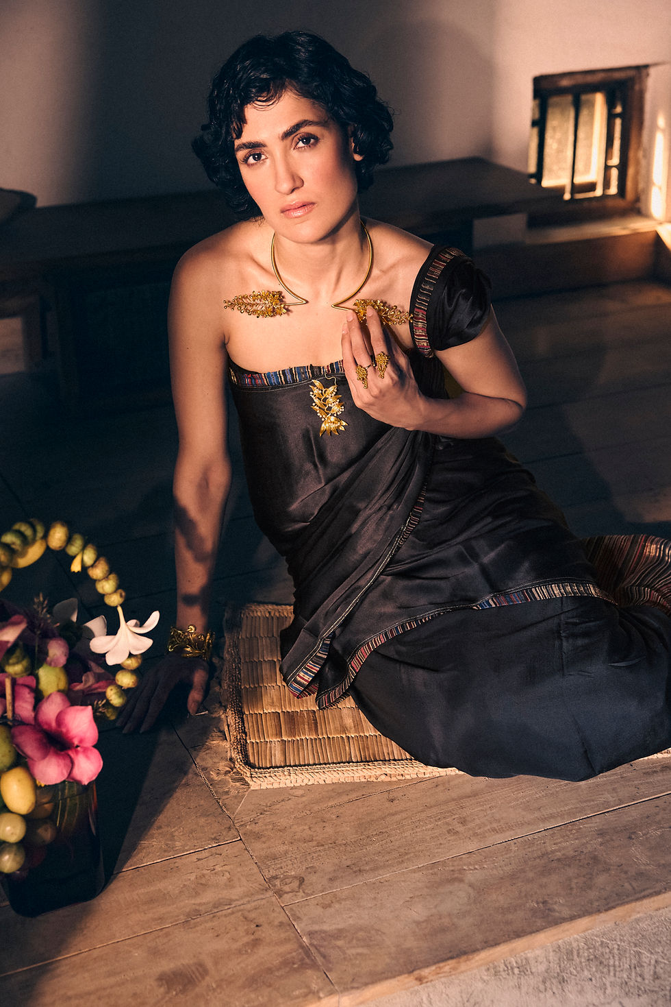 Thumbnail: Amaltash Collar