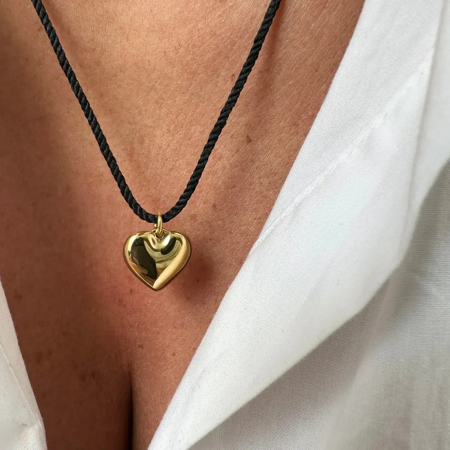 Corazon Charm Necklace