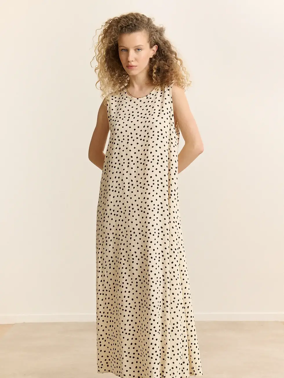 Thumbnail: Camelia Sleeveless Polka-Dot Dress