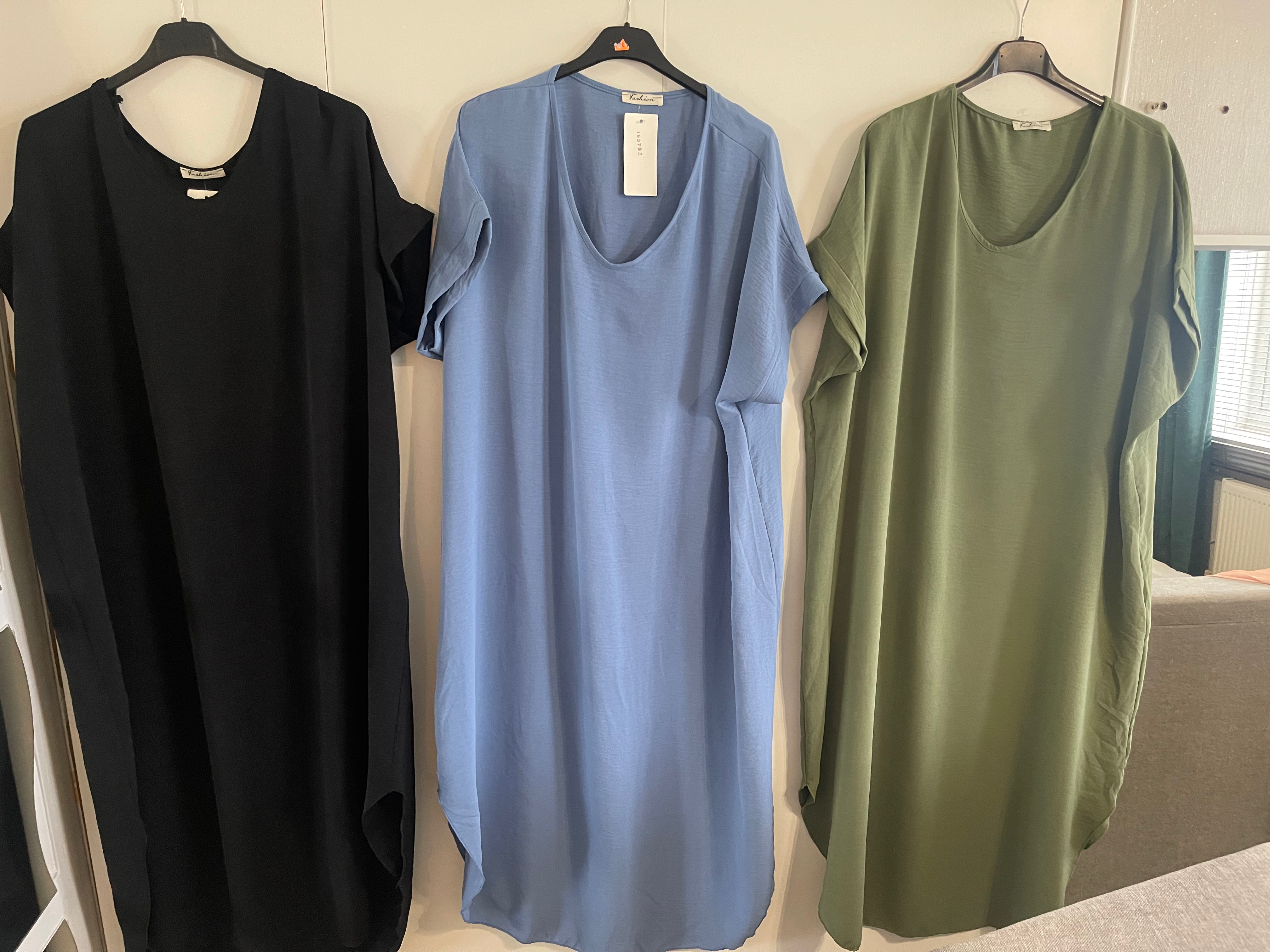 Long oversized dresses 