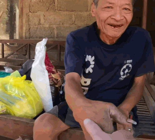 FOOD.gif