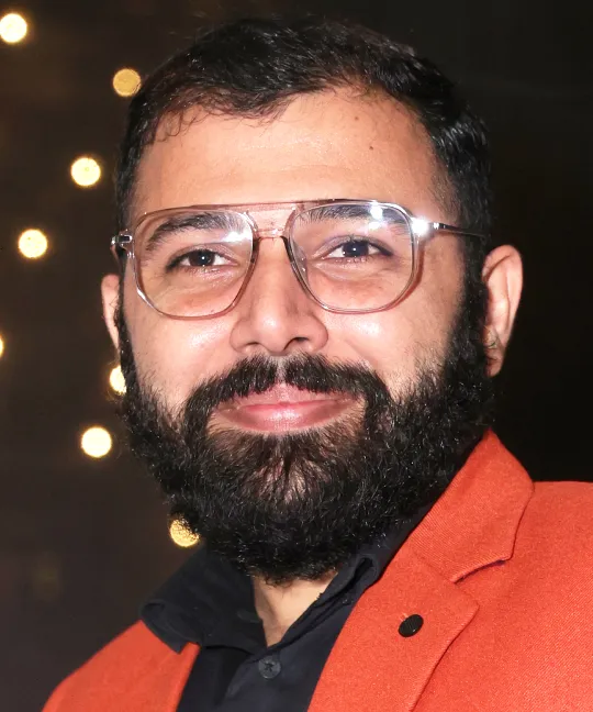 Akshay.webp