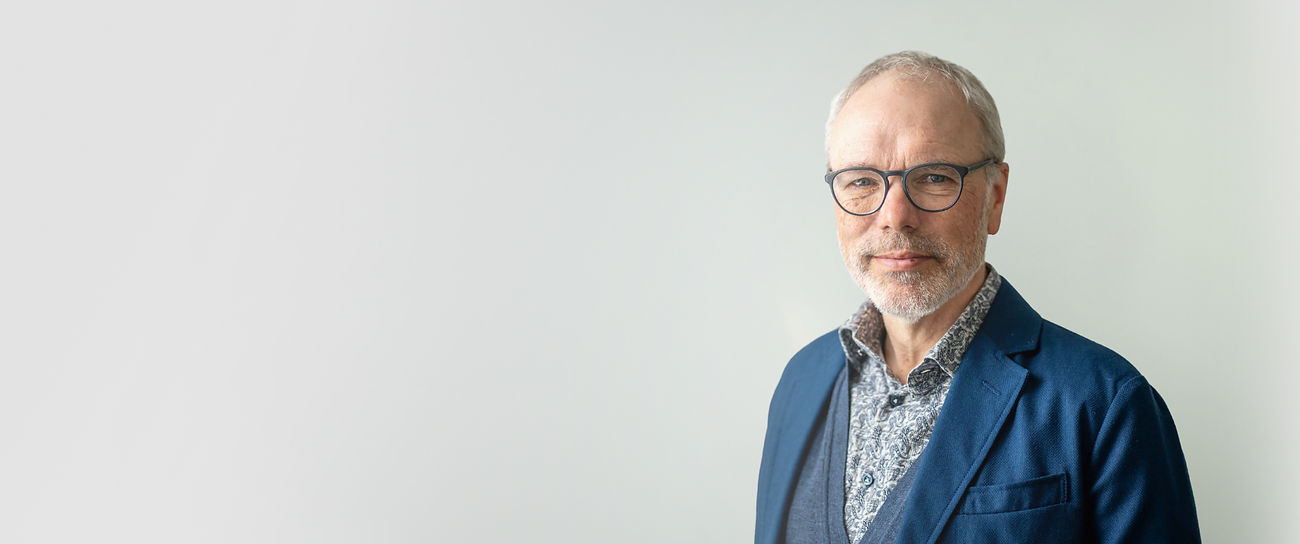 Hans-Martin-Lutz_3gweiss.jpg
