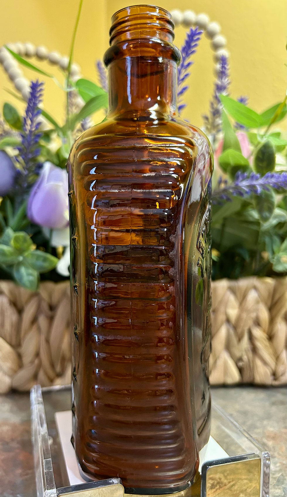 Thumbnail: Beautiful Vintage 1976 Bicentennial Log Cabin Syrup Glass Bottle w Liberty Bell