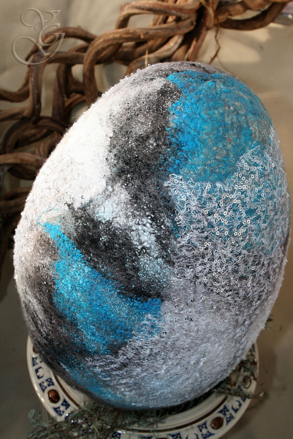 Thumbnail: 100% Merino Wool & Other Fibres Medium Size Egg