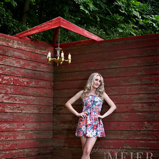 2021EmmaOutBath - 51Cos copy.jpg