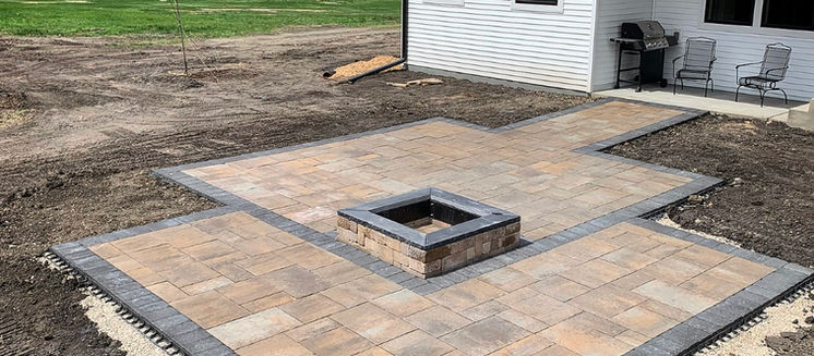 paver patios, driveways & walkways