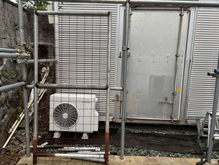 プレハブ事務所 エアコン取付