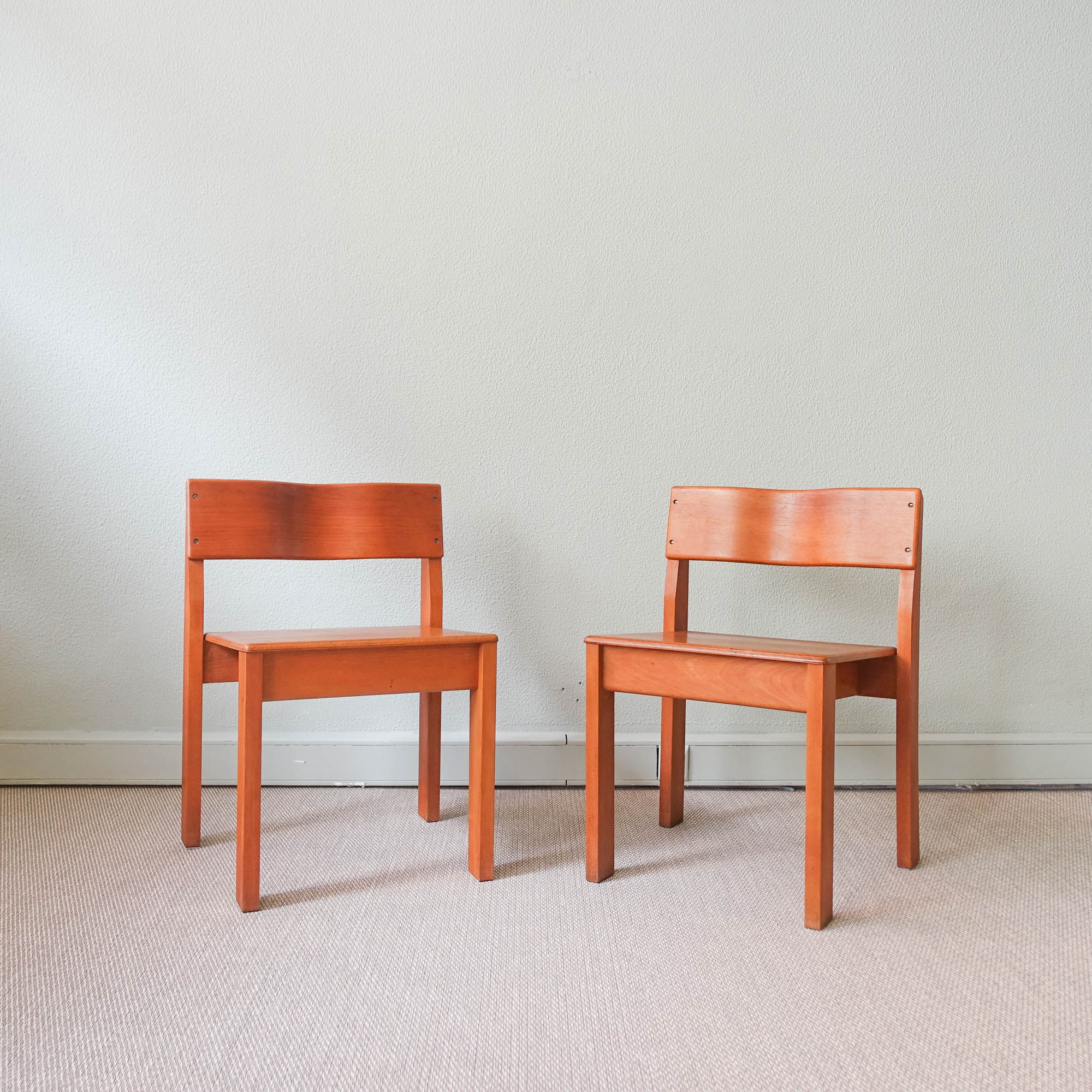 Pair of school chairs, model Sena, by António Sena da Silva, for Móveis Olaio